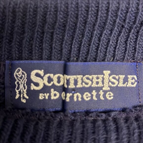 Scottish Isle Men’s Navy Embroidered Golf Crewneck Sweater by Bernette-Lg - Picture 15 of 16
